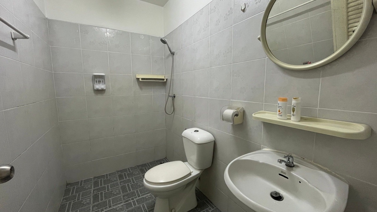 Photo of Bathroom in Talat Nuea