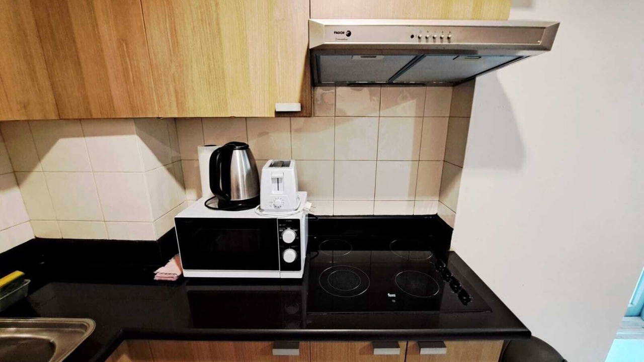 Photo of Kitchen in Khlong Toei Nuea