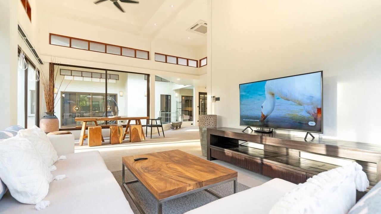 Photo of Livingroom in Nai Harn