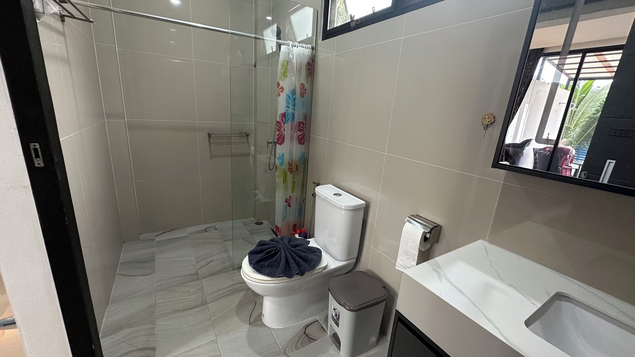 Photo of Bathroom in Mae Nam