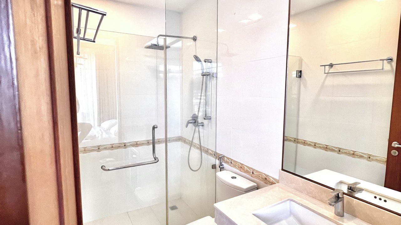 Photo of Bathroom in Kata