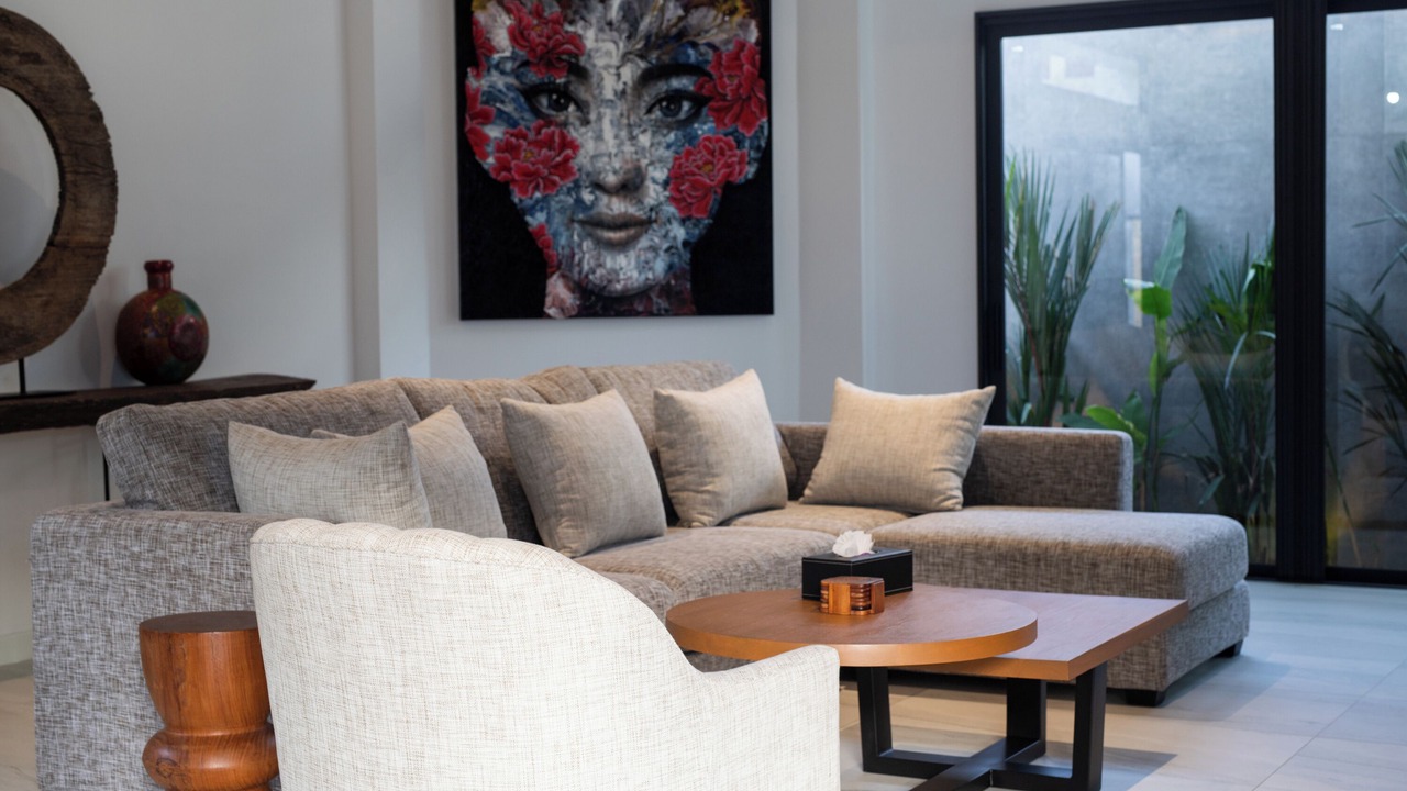 Photo of Livingroom in Nai Harn