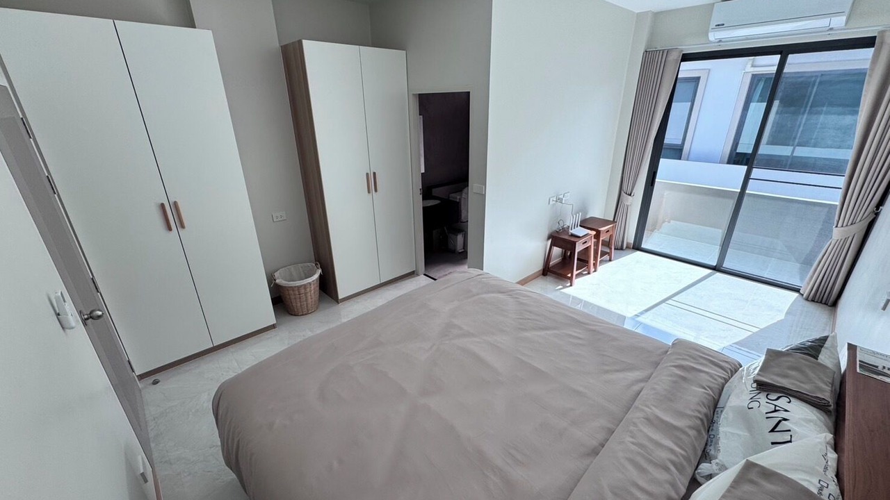 Photo of Bedroom in Chalong