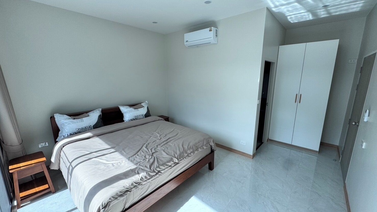 Photo of Bedroom in Chalong