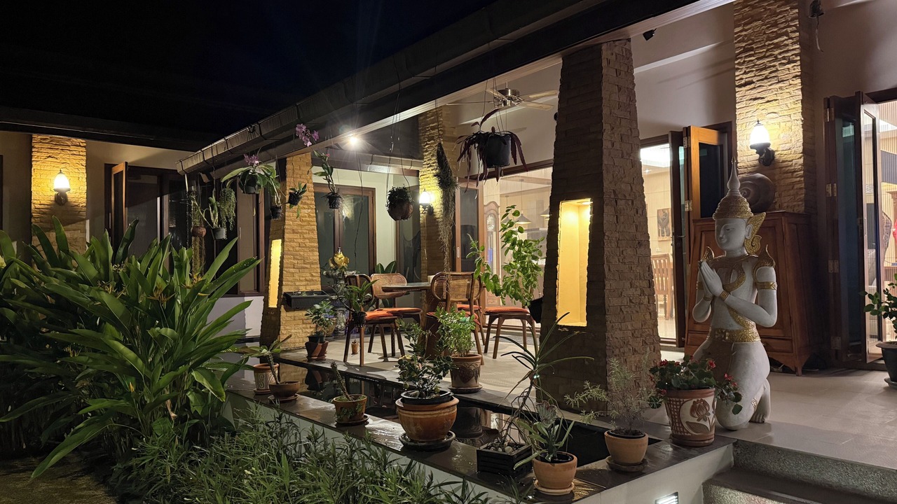 Photo of Outdoor in Thep Kasattri