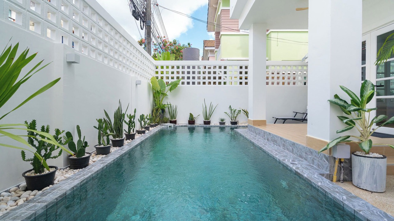 Photo of Outdoor in Nanai Road
