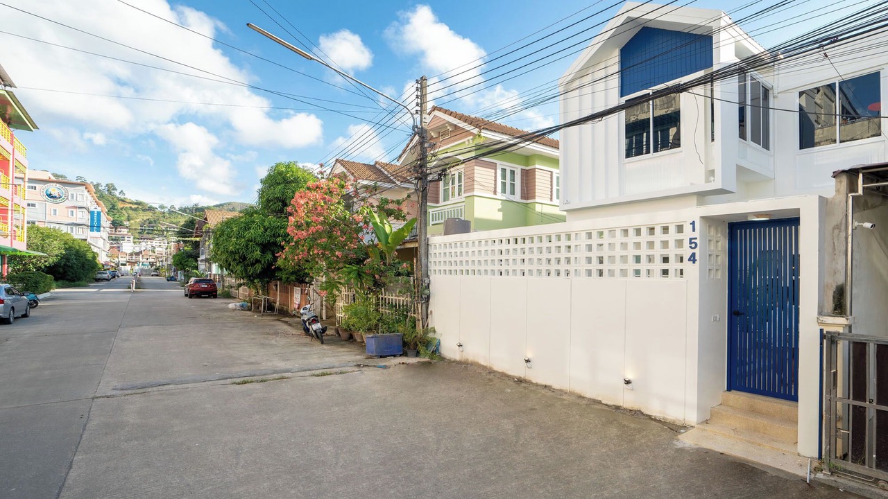 Photo of Outdoor in Nanai Road