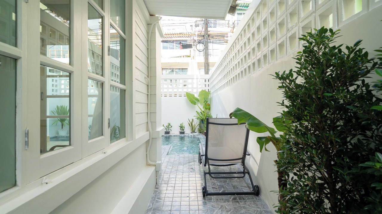 Photo of Outdoor in Nanai Road