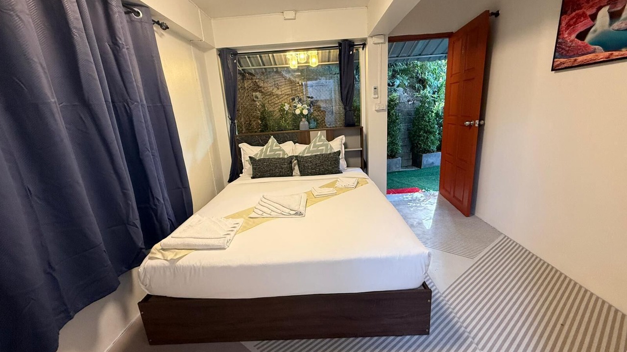 Photo of Bedroom in Nanai Road