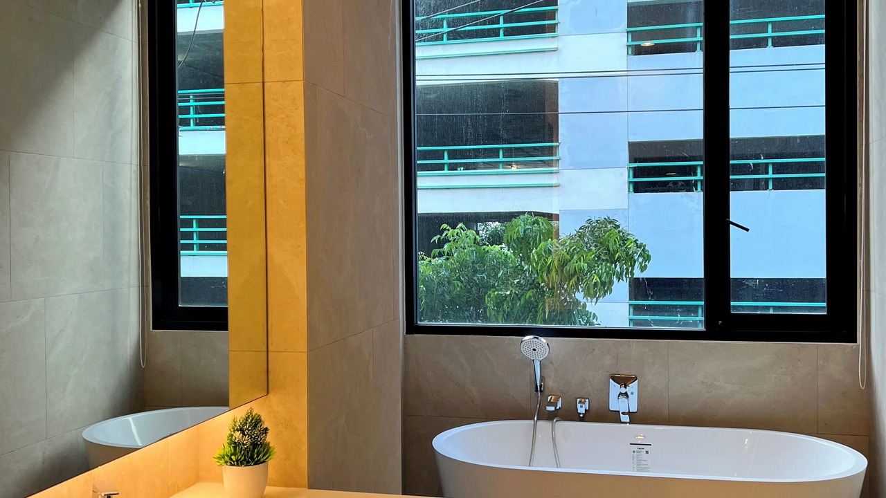 Photo of Bathroom in Thung Maha Mek
