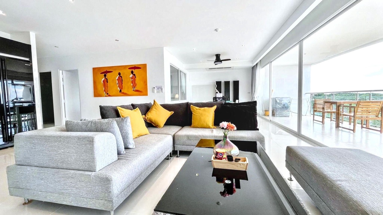 Photo of Livingroom in Karon