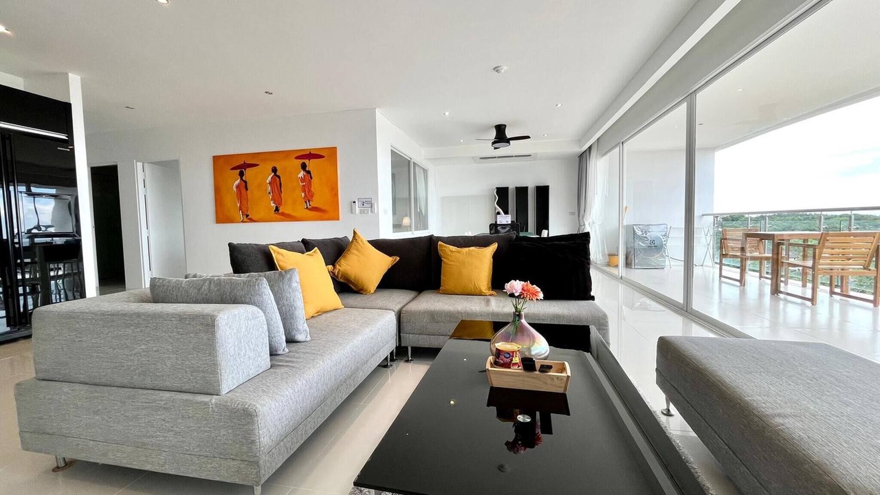 Photo of Livingroom in Karon