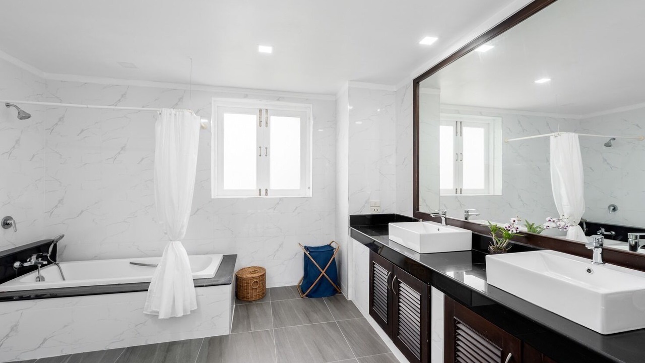 Photo of Bathroom in Moo 5