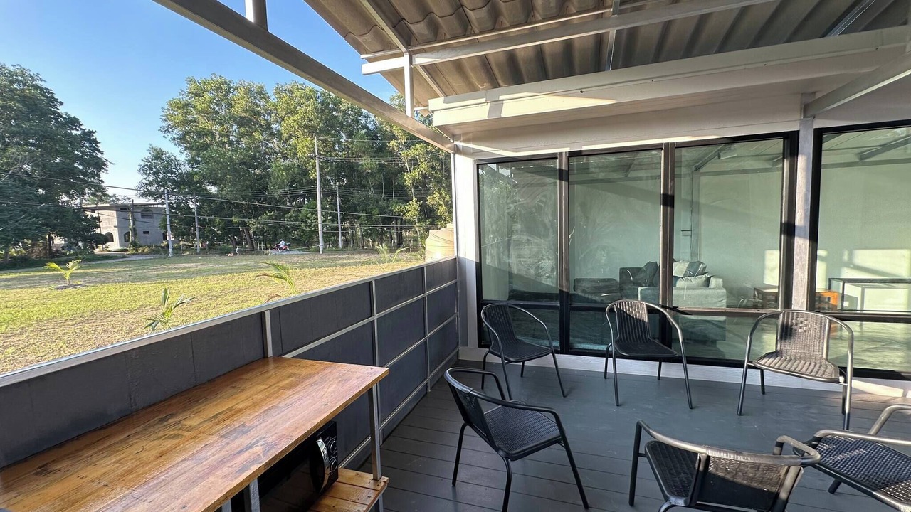 Photo of Patio Balcony in Wok Tum