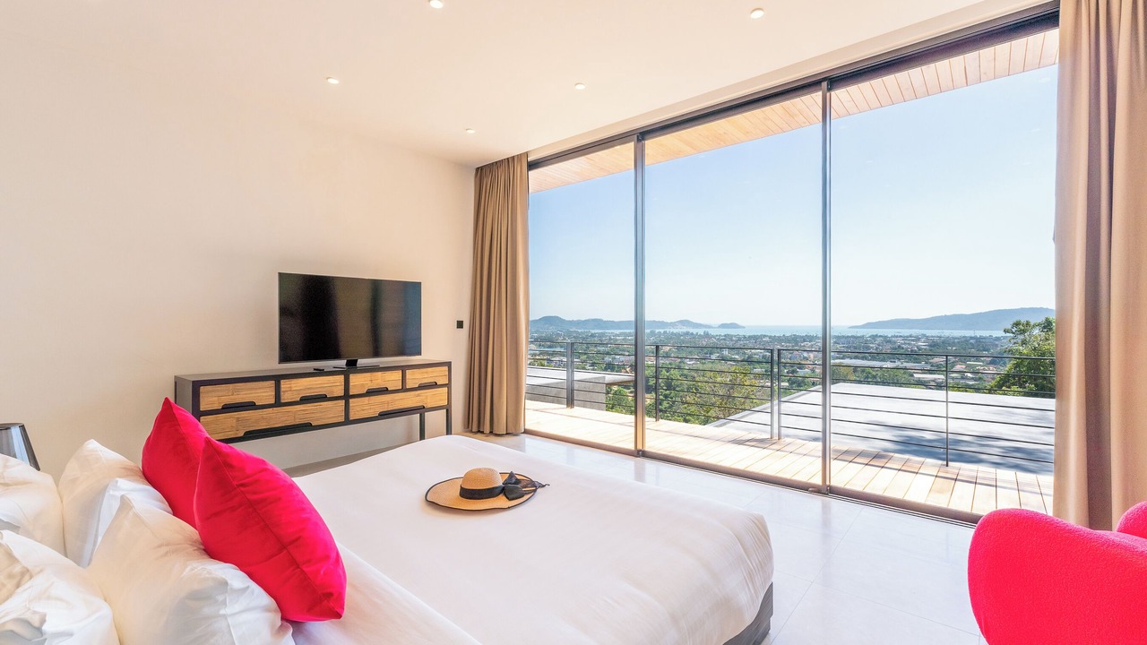 Photo of Bedroom in Chalong