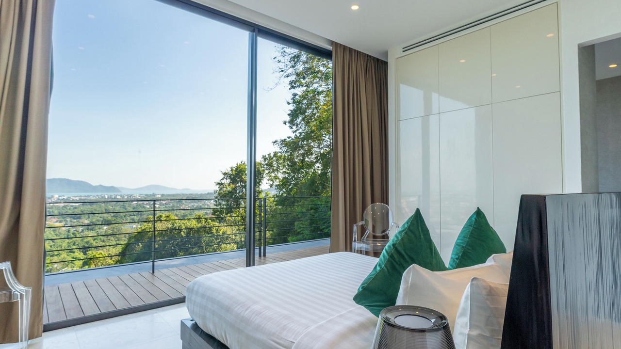 Photo of Bedroom in Chalong