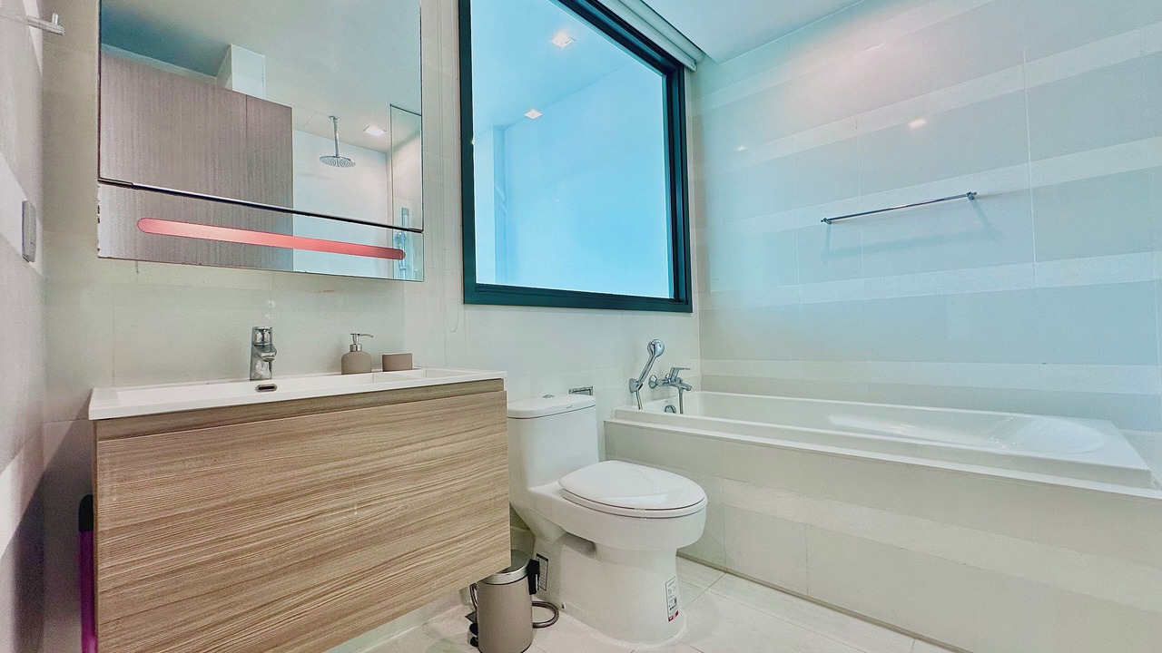 Photo of Bathroom in Khlong Tan