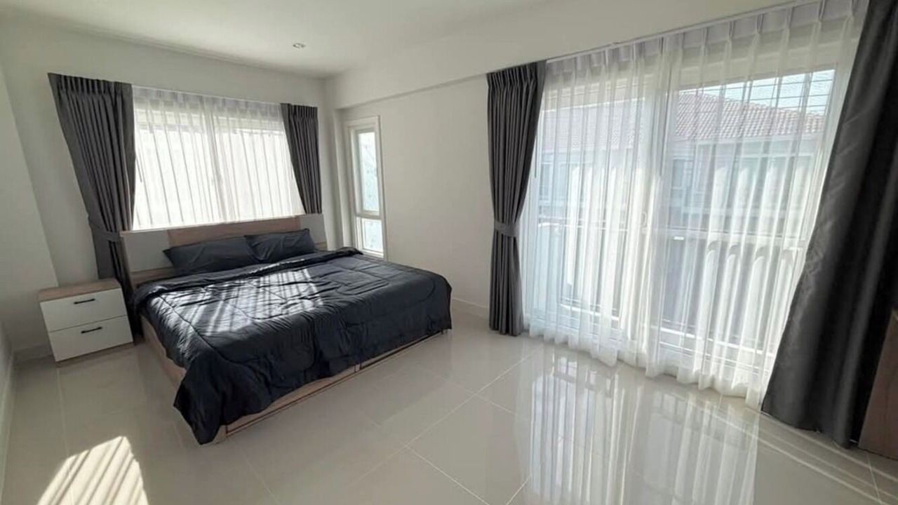 Photo of Bedroom in Thep Kasattri