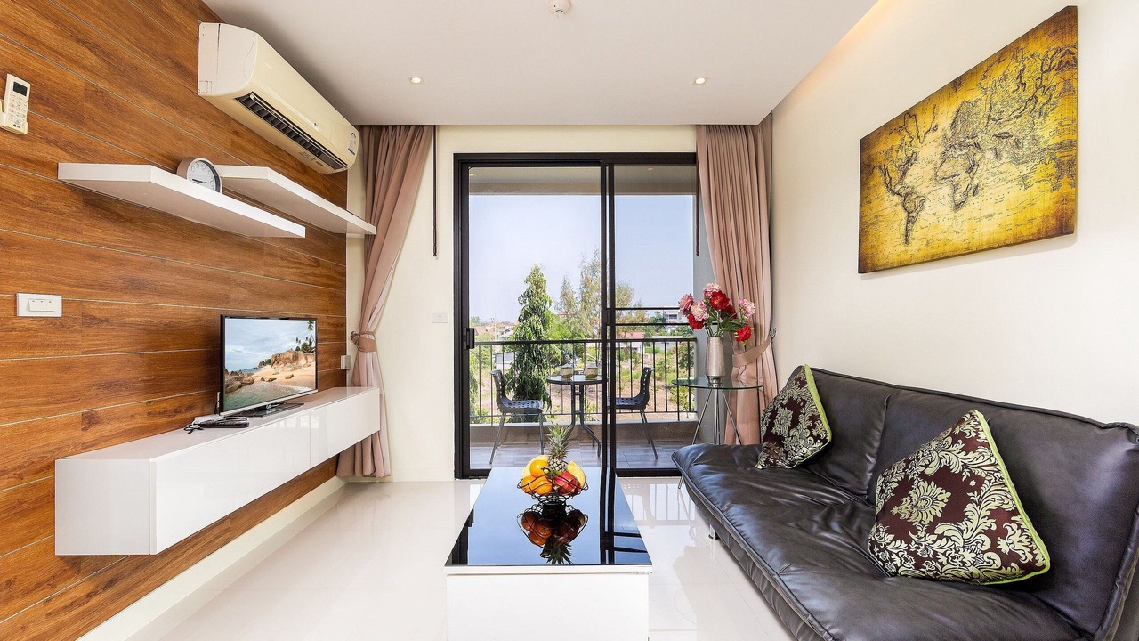 Photo of Livingroom in Nai Harn