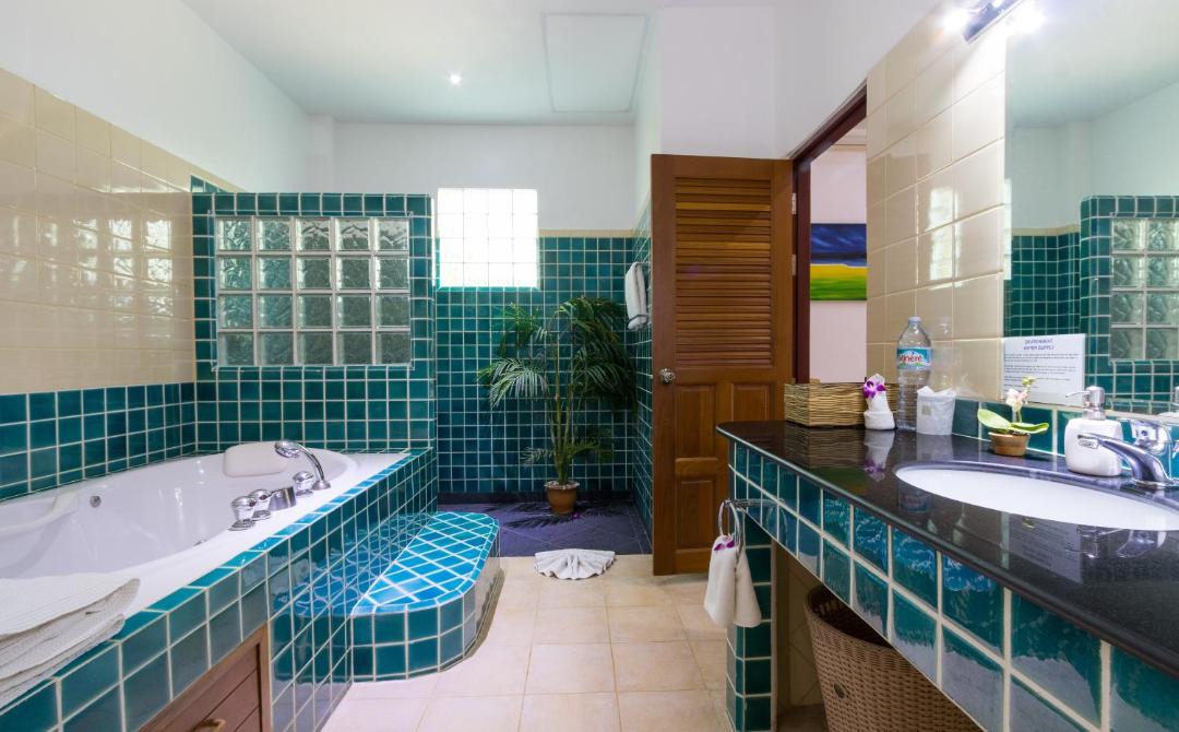 Photo of Bathroom in Kata