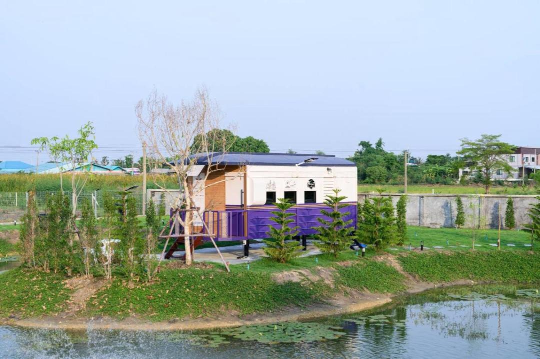 Photo of Others in Bang Len