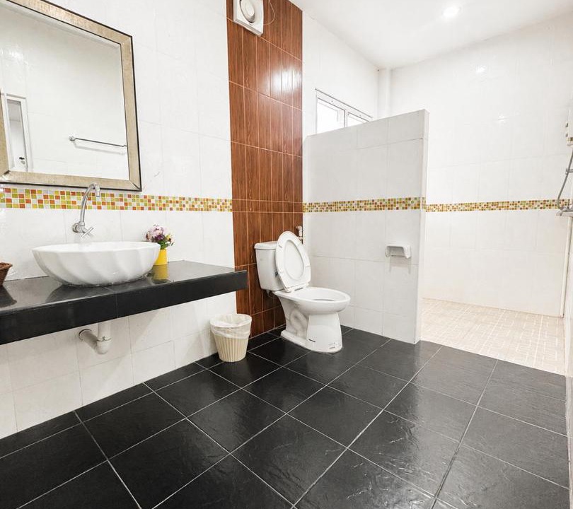 Photo of Bathroom in Phichit