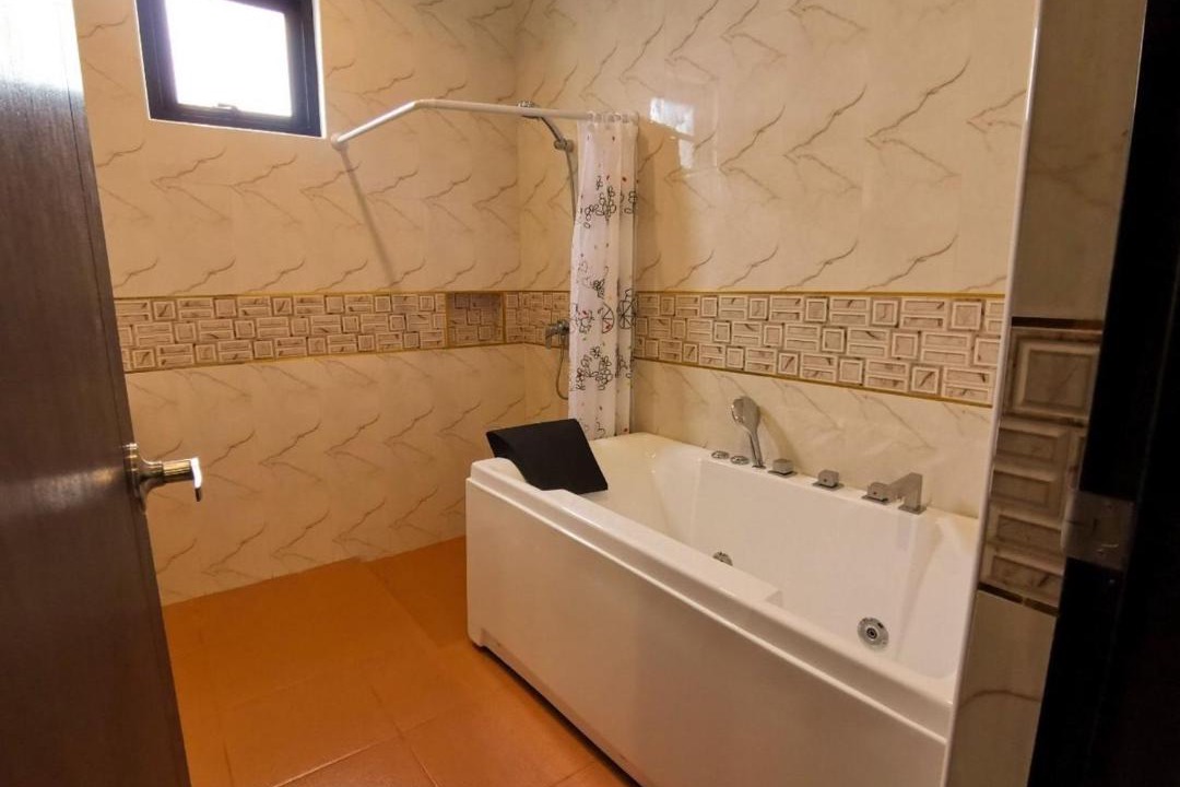 Photo of Bathroom in Hin Lek Fai