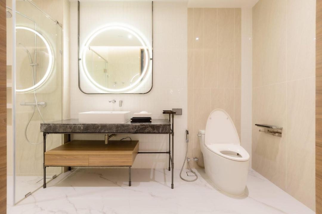Photo of Bathroom in Hat Chao Samran