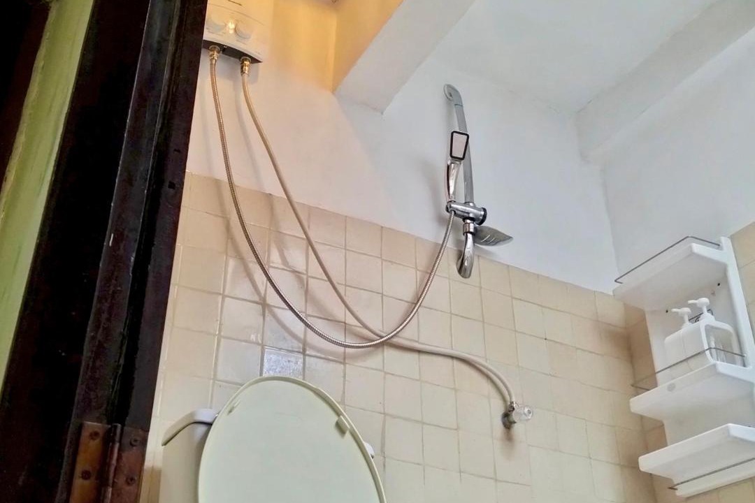 Photo of Bathroom in Ratchathewi