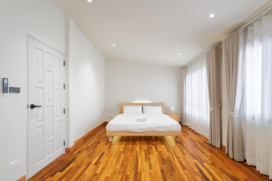 Photo of Bedroom in Khlong Tan Nuea