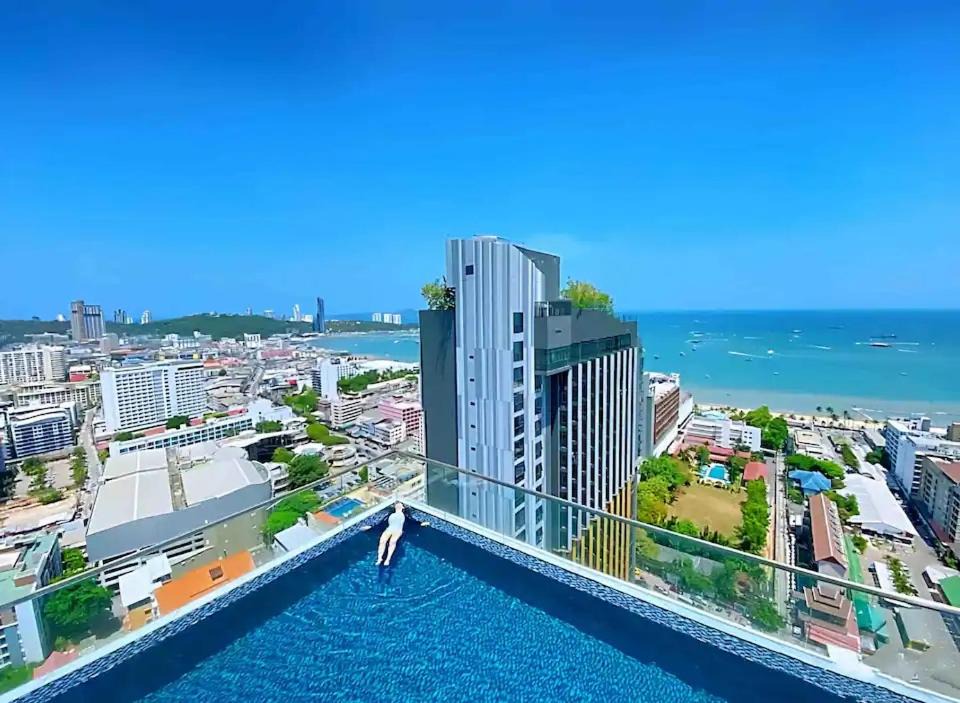 Photo of Others in Pattaya Bay