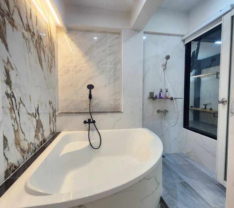 Photo of Bathroom in Mueang Samut Prakan District
