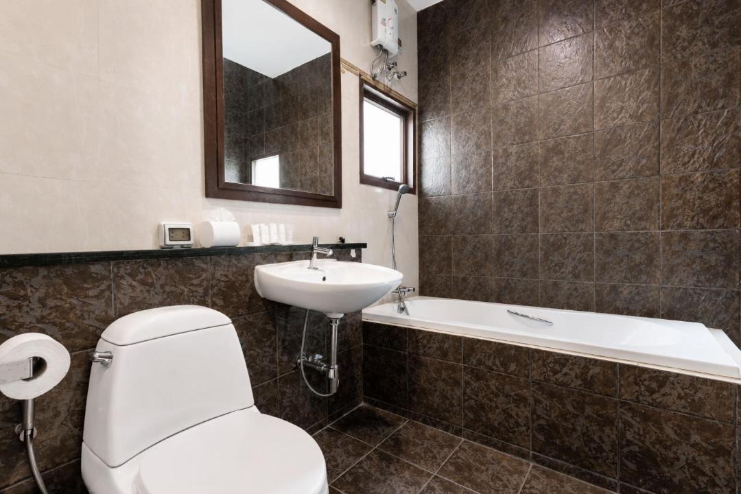 Photo of Bathroom in Nanai Road