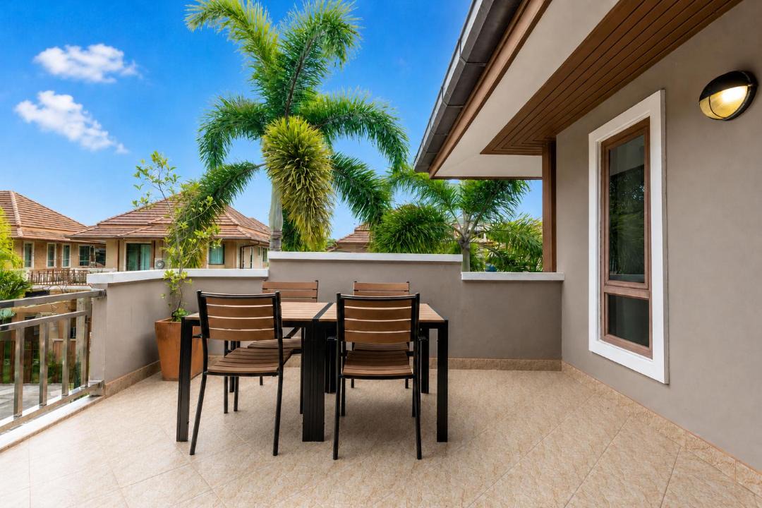 Photo of Patio Balcony in Nanai Road