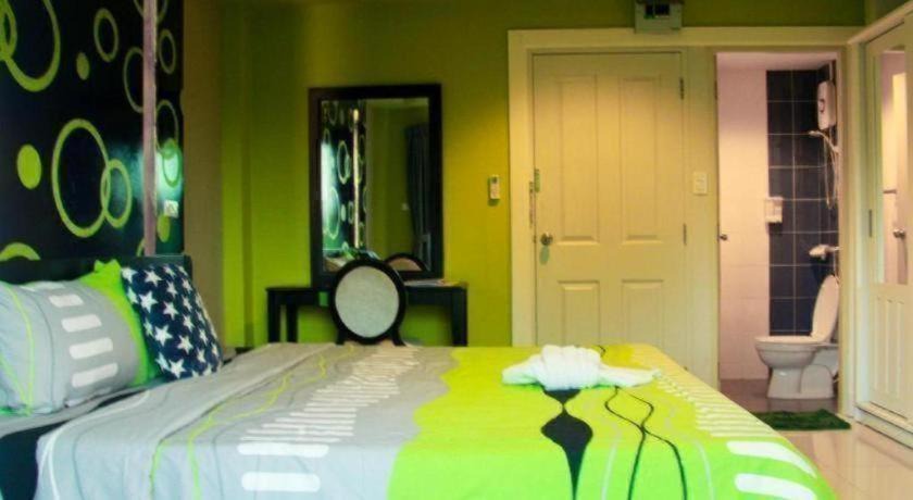 Photo of Bedroom in Ban Bang Saen
