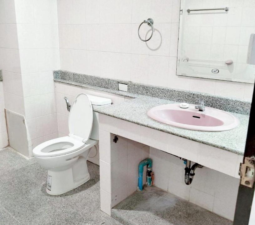 Photo of Bathroom in Ploenchit