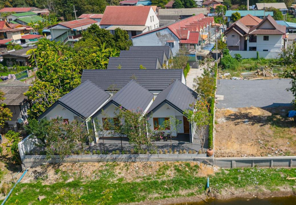Photo of Others in Lumphli