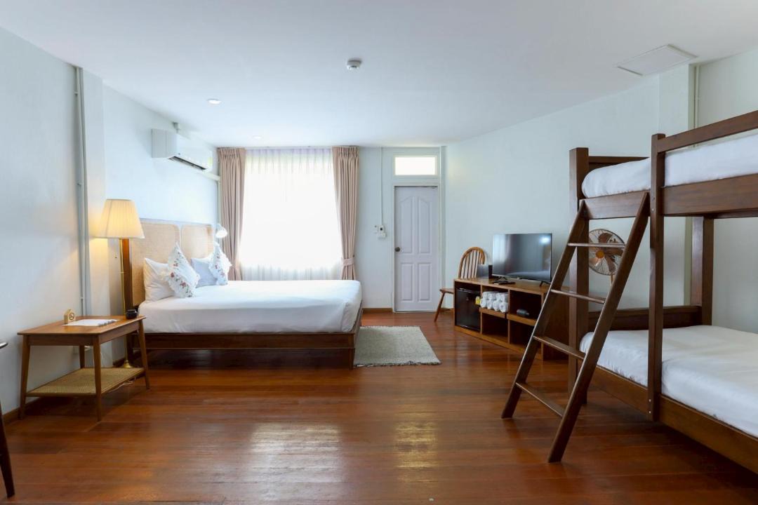 Photo of Bedroom in Bang Khun Phrom