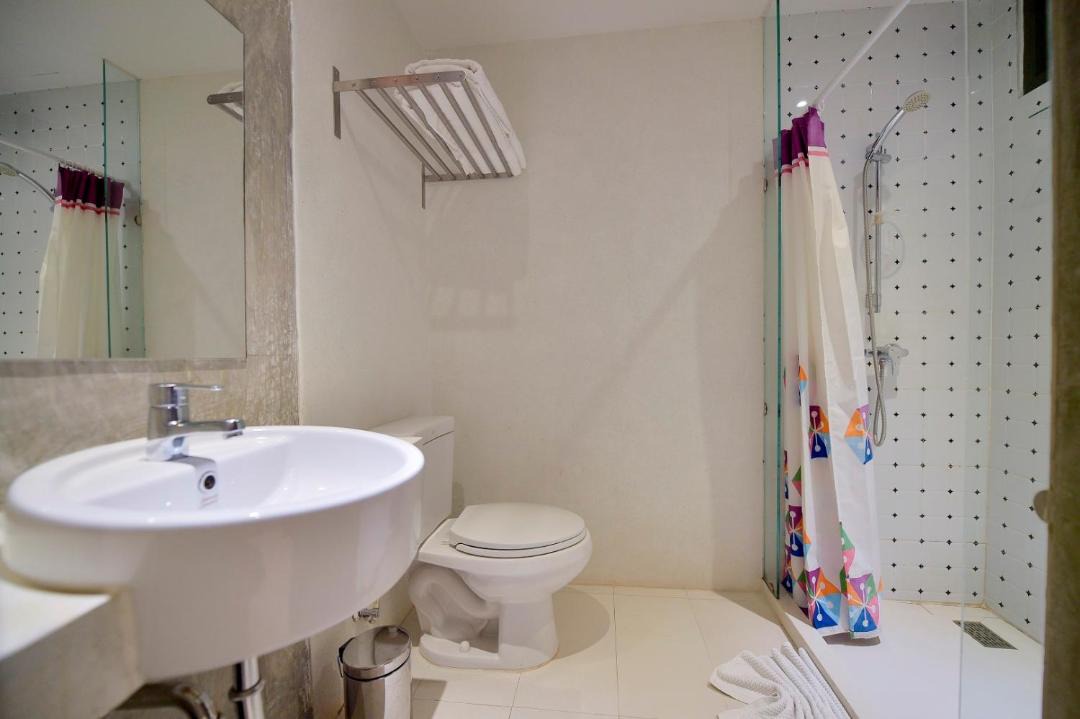 Photo of Bathroom in Yan Nawa