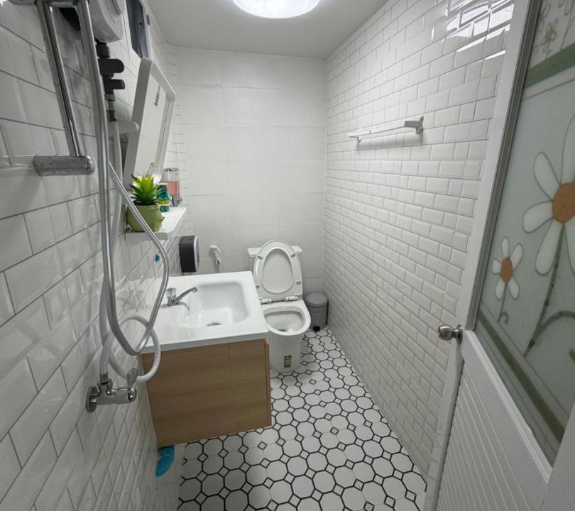 Photo of Bathroom in Hat Chao Samran