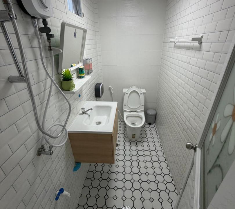 Photo of Bathroom in Hat Chao Samran