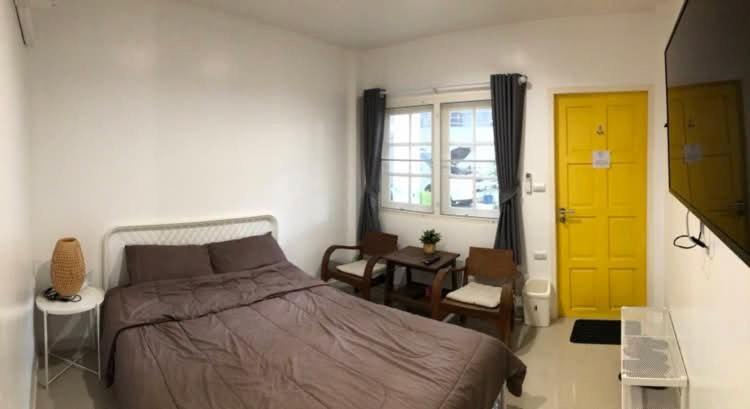 Photo of Bedroom in Lak Si
