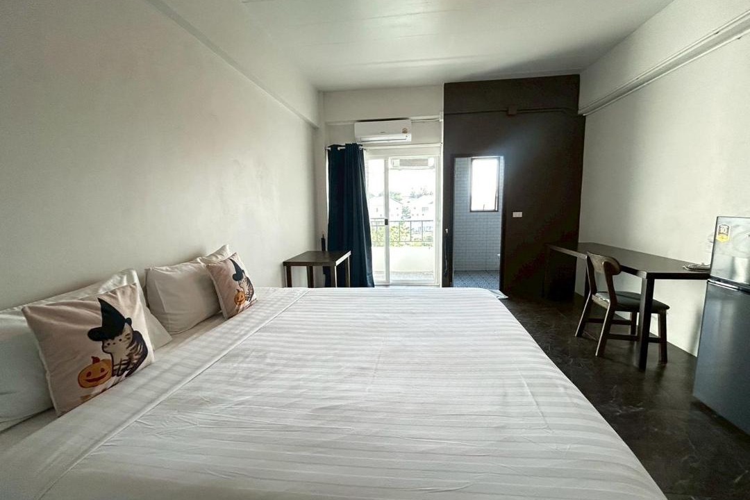 Photo of Bedroom in Racha Thewa