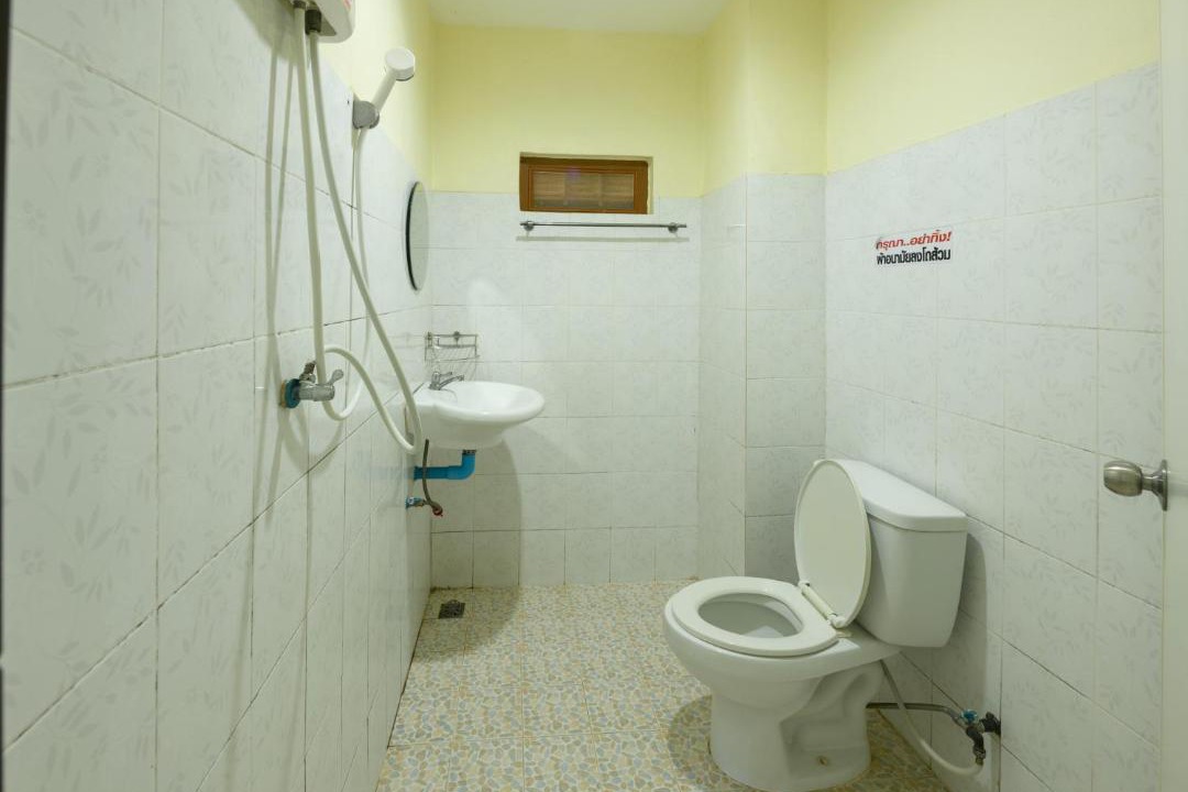 Photo of Bathroom in Tha Khoei