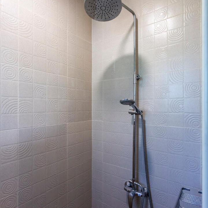 Photo of Bathroom in Maret