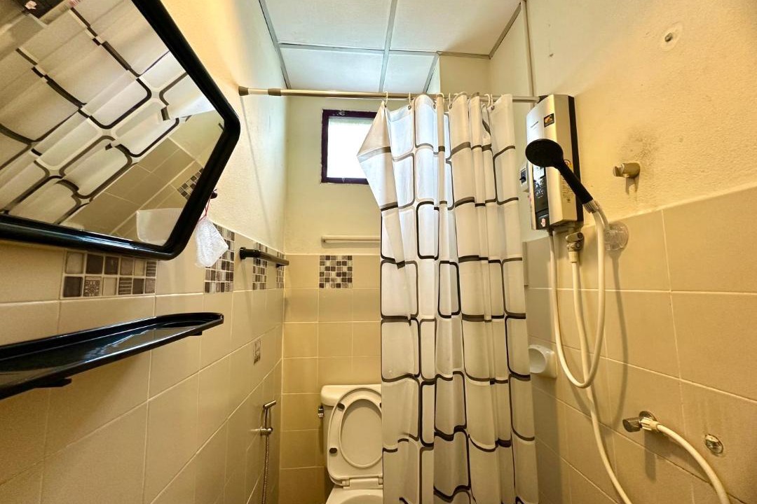 Photo of Bathroom in Old City