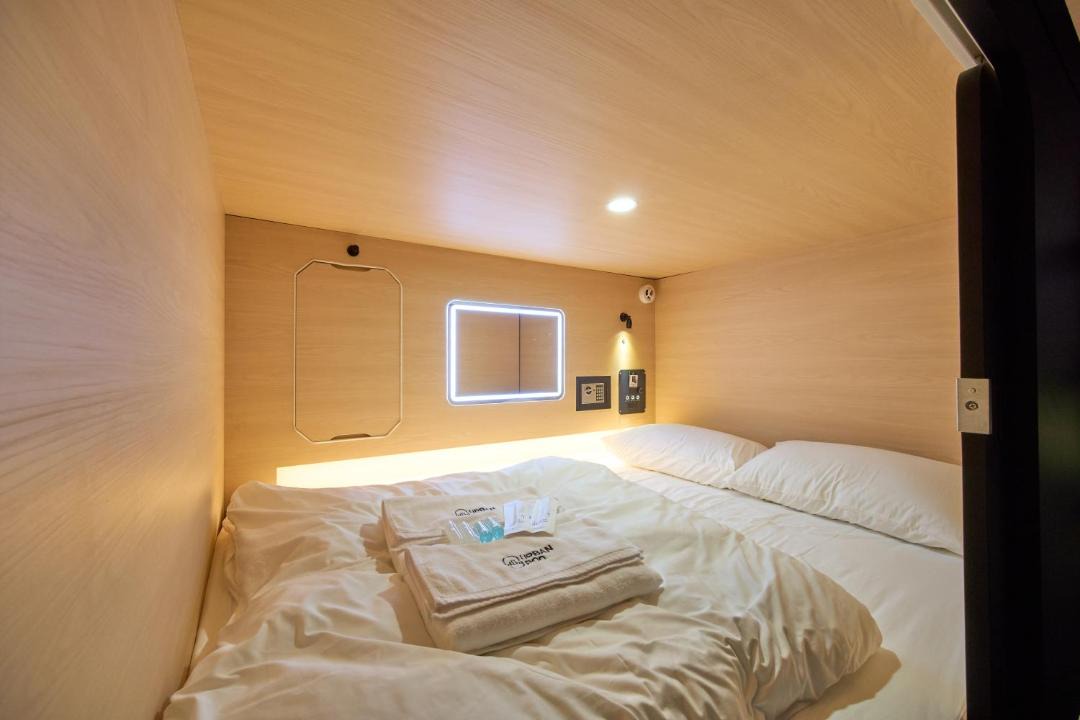 Photo of Bedroom in Khlong Tan