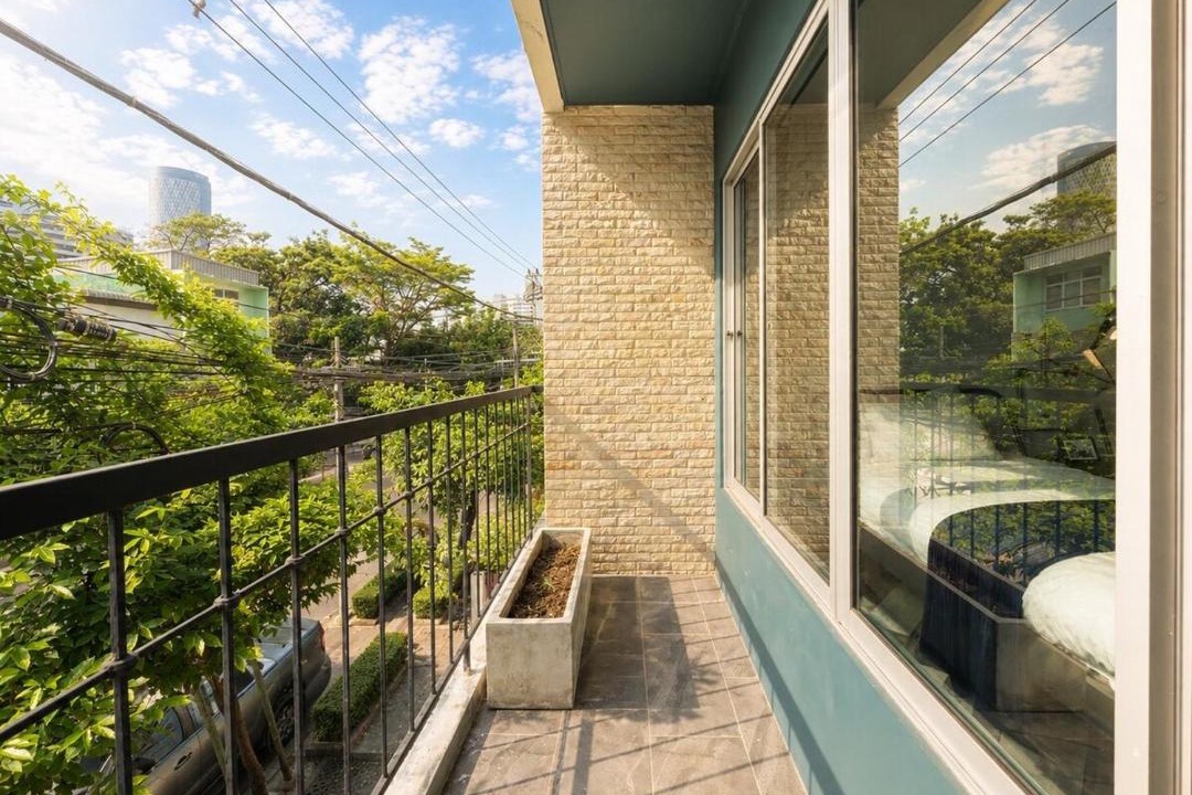 Photo of Patio Balcony in Khlong Ton Sai