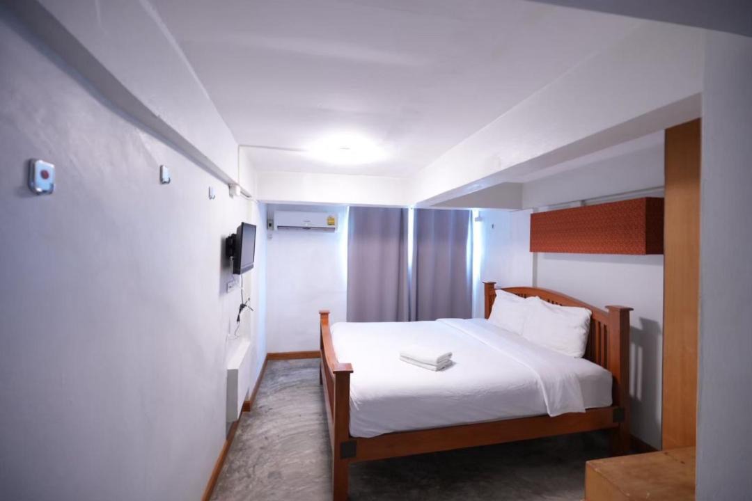 Photo of Bedroom in Chana Songkhram
