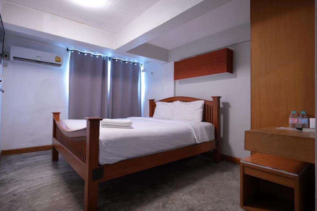 Photo of Bedroom in Chana Songkhram